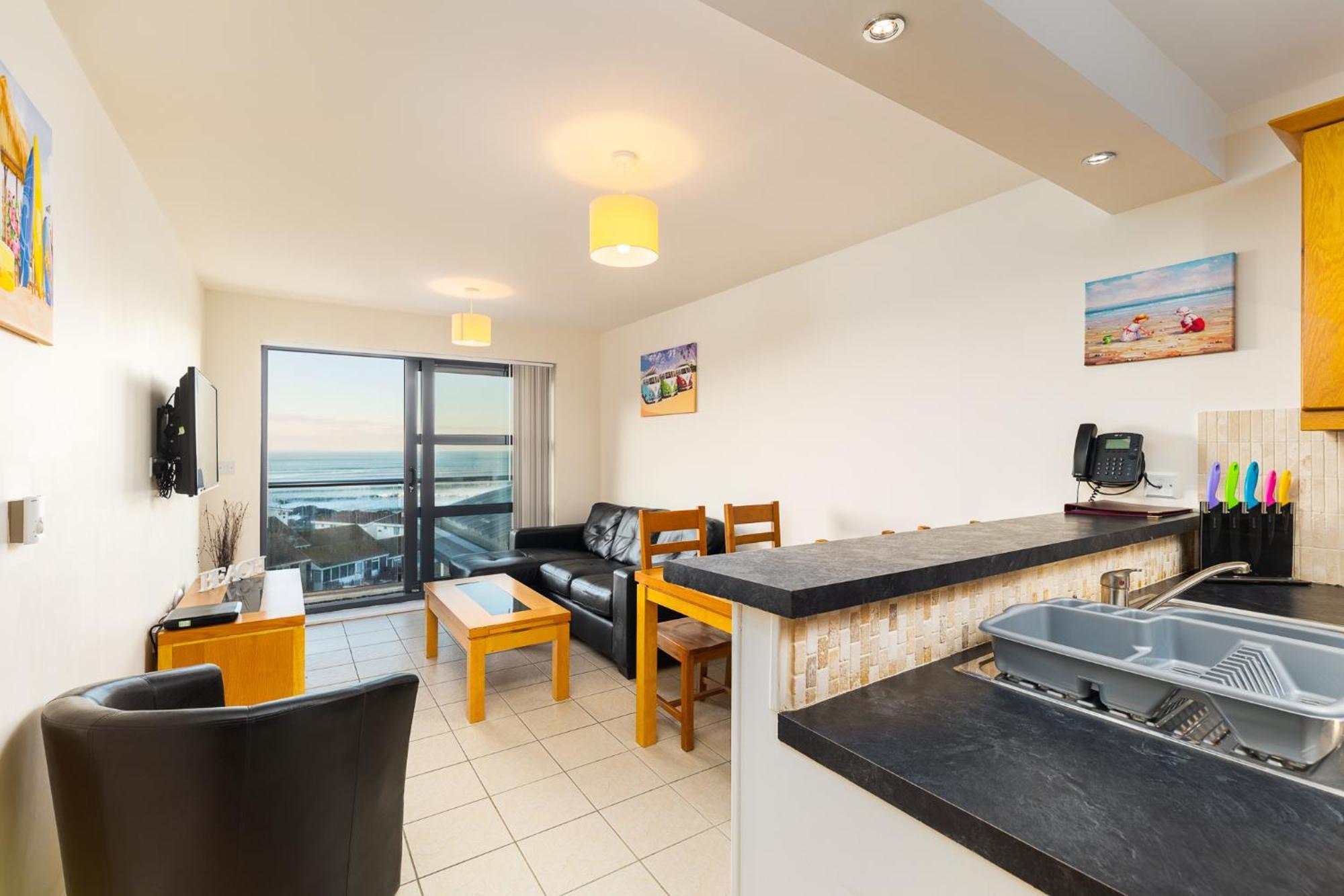 West Beach - Holiday Apartments Westward Ho!  Rom bilde
